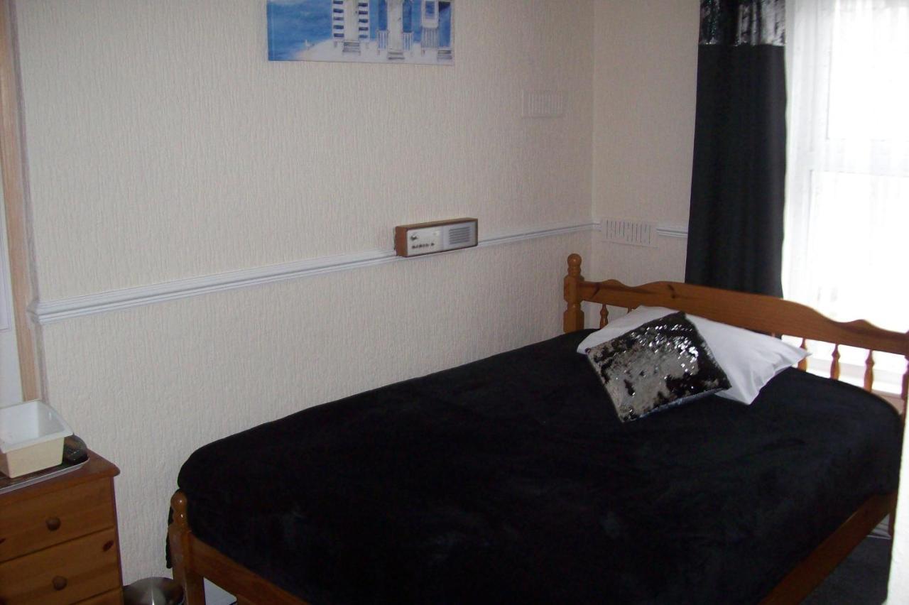 Avalon Guest Accommodation غريت يورماوث المظهر الخارجي الصورة